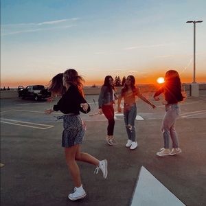 Meet your Posher, Kayla